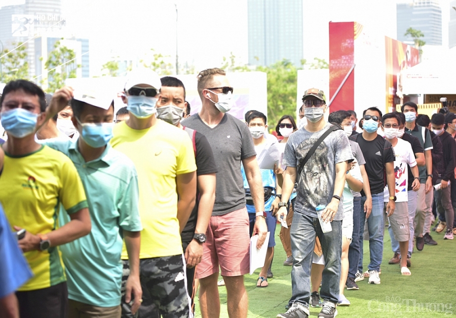 Hơn 13.000 vận động viên trên toàn quốc tham gia Giải Marathon Quốc tế TP. Hồ Chí Minh Techcombank mùa thứ 4