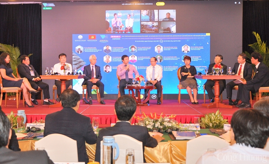 Ưu tiên phát triển nguồn nhân lực ngành công nghiệp vật liệu - cần có cơ chế, chính sách đặc thù