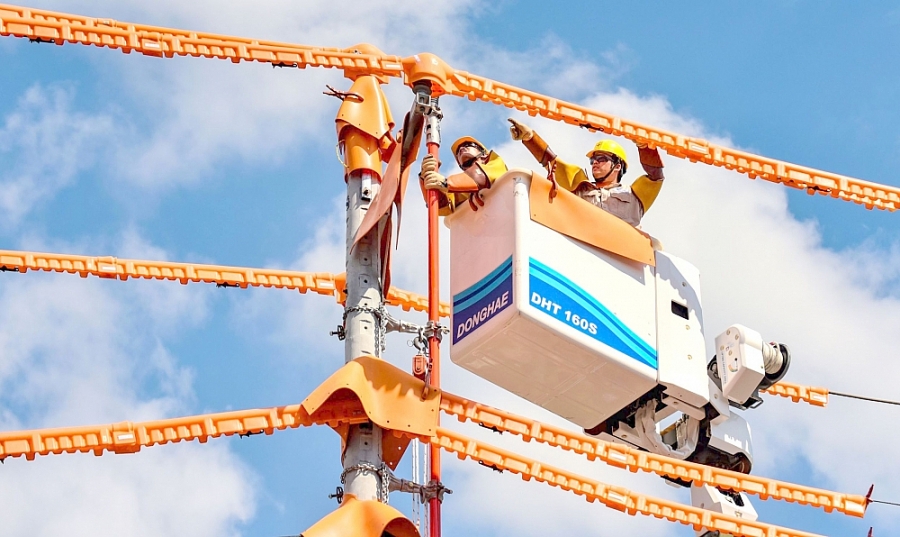 Ngành điện miền Nam tăng cường giải pháp đảm bảo cung cấp điện trong các dịp lễ lớn