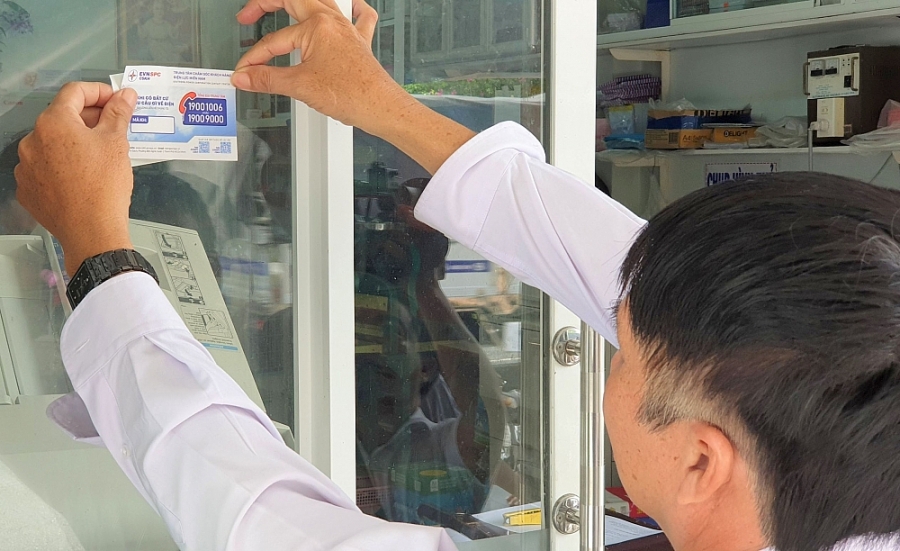 Ngành Điện miền Nam: Cảnh báo giả mạo tổng đài chăm sóc khách hàng ngành điện Ngành Điện miền Nam: Cảnh báo giả mạo tổng đài chăm sóc khách hàng ngành điện