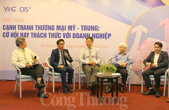 xung dot thuong mai my trung thach thuc dan xen co hoi cho doanh nghiep viet