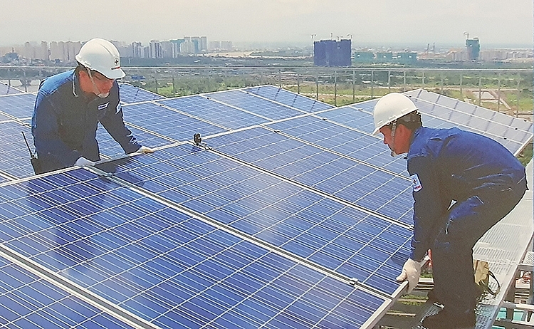 TP. Hồ Chí Minh: Khách hàng ký hợp đồng mua bán điện với ngành điện