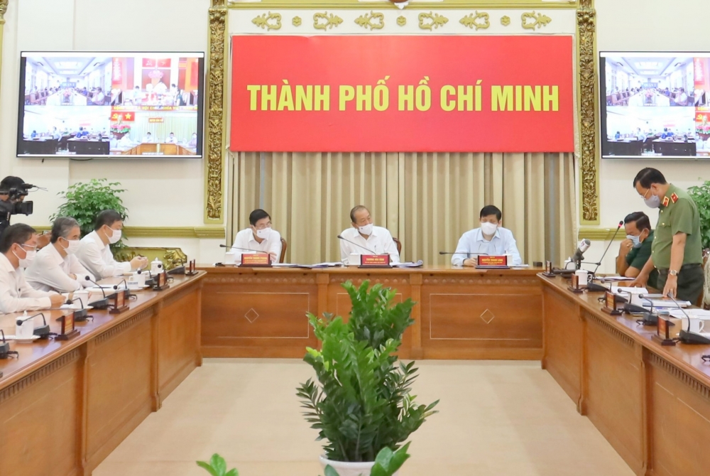 TP. Hồ Chí Minh không được phép để đứt gãy các chuỗi sản xuất, đảm bảo duy trì mục tiêu kép TP. Hồ Chí Minh không được phép để đứt gãy các chuỗi sản xuất, đảm bảo duy trì mục tiêu kép