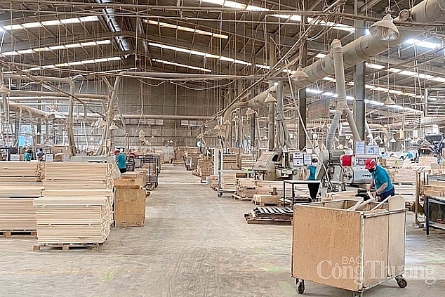 Sản xuất công nghiệp Bình Dương tiếp tục tăng trưởng cao