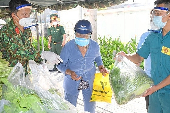 TP. Hồ Chí Minh: “Gian hàng 0 đồng”, “Siêu thị mini 0 đồng” hỗ trợ người dân bị ảnh hưởng dịch Covid-19
