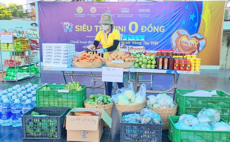 TP. Hồ Chí Minh: “Gian hàng 0 đồng”, “Siêu thị mini 0 đồng” hỗ trợ người dân bị ảnh hưởng dịch Covid-19