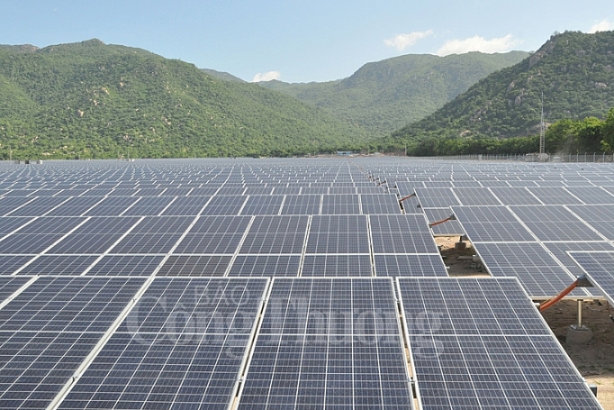giai toa cong suat cho cac nha may dien mat troi dien gio tai binh thuan