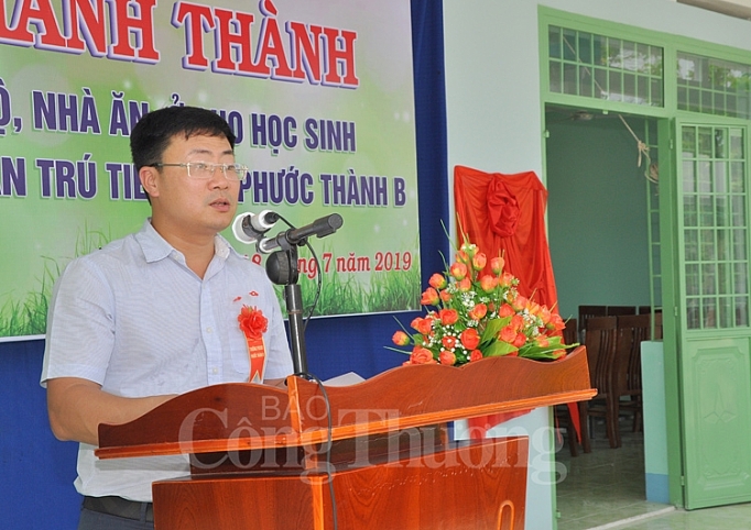 Vinataba hỗ trợ gần 31 tỷ đồng cho Ninh Thuận vinataba ho tro gan 31 ty dong cho ninh thuan