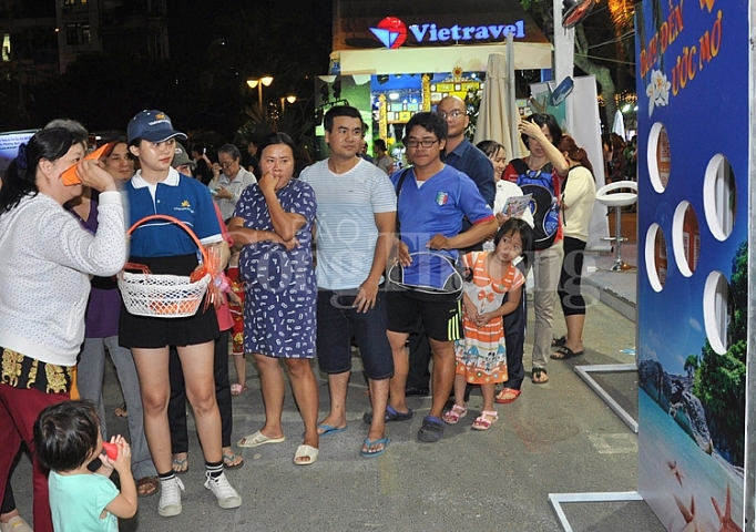 TP. Hồ Chí Minh cần sớm xây dựng chiến lược phát triển du lịch tp ho chi minh can som xay dung chien luoc phat trien du lich