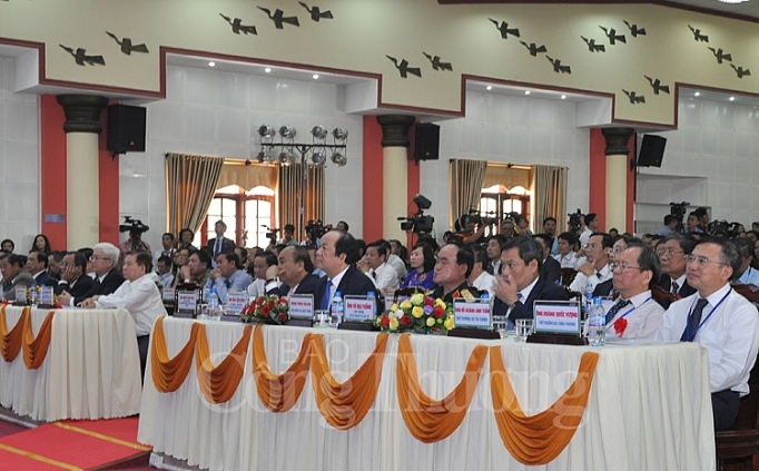 binh phuoc lay nong nghiep va cong nghiep che bien la xuong song phat trien