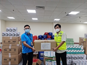 Hỗ trợ vật tư y tế phòng chống dịch cho ngành điện TP. Hồ Chí Minh