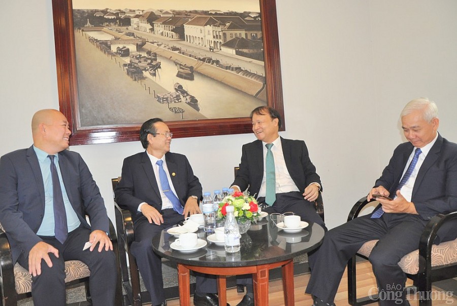 Thứ trưởng Bộ Công Thương Đỗ Thắng Hải: Chủ trì hội nghị giới thiệu tiềm năng, cơ hội đầu tư - kinh doanh TP. Hồ Chí Minh và Bình Dương