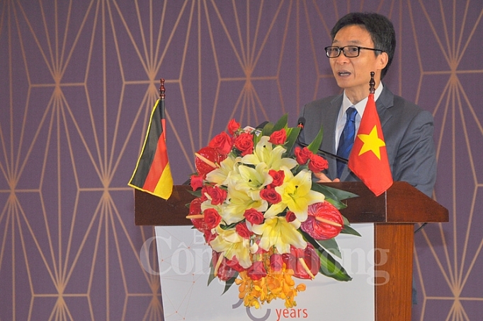 dai hoc viet duc noi hoi tu tinh hoa cua nen giao duc dong tay