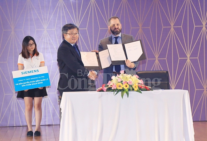 dai hoc viet duc noi hoi tu tinh hoa cua nen giao duc dong tay