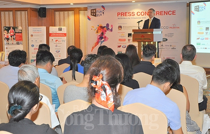 Hiệp hội doanh nghiệp Anh quốc tại Việt Nam tổ chức chạy bộ gây quỹ từ thiện hiep hoi doanh nghiep anh quoc tai viet nam to chuc chay bo gay quy tu thien