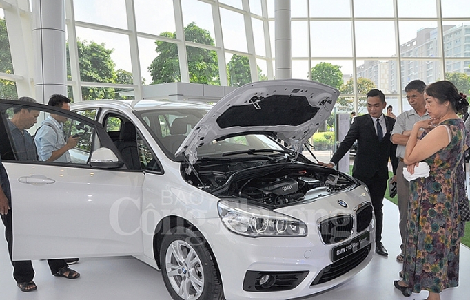 khai mac trien lam bmw joyfest vietnam 2018