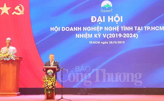 Hội Doanh nghiệp Nghệ Tĩnh tại TP. Hồ Chí Minh: Cầu nối giao thương cho tỉnh Nghệ An và Hà Tĩnh hoi doanh nghiep nghe tinh tai tp ho chi minh cau noi giao thuong va xuc tien dau tu ve nghe an ha tinh