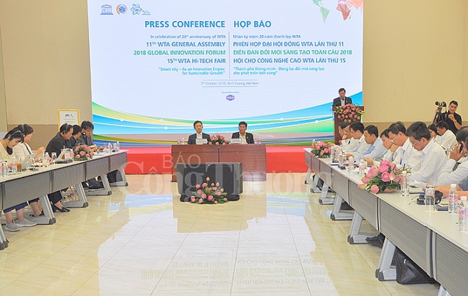 Thành phố thông minh - Động lực đổi mới sáng tạo phát triển bền vững thanh pho thong minh dong luc doi moi sang tao phat trien ben vung 109855