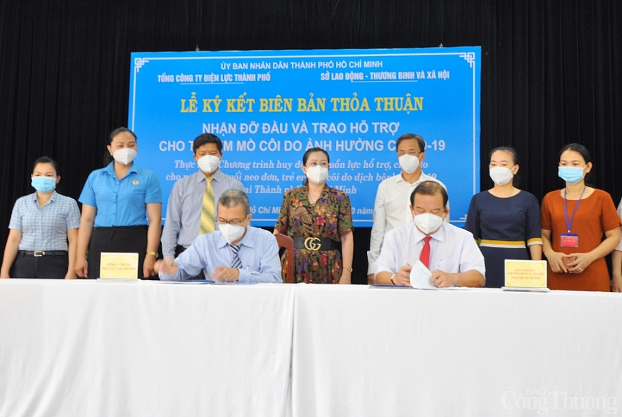 EVNHCMC bảo trợ trẻ mồ côi cha mẹ do Covid-19 đến 18 tuổi