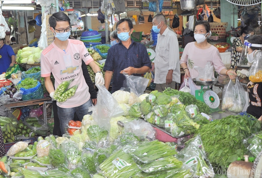 TP. Hồ Chí Minh: Cơ sở sản xuất, kinh doanh thương mại chỉ được phép hoạt động khi đảm bảo Bộ tiêu chí chí an toàn trong phòng chống dịch