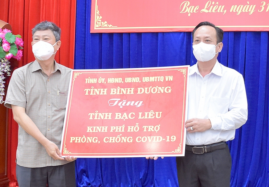 Bình Dương chia sẻ kinh nghiệm, hỗ trợ Bạc Liêu trong phòng chống dịch
