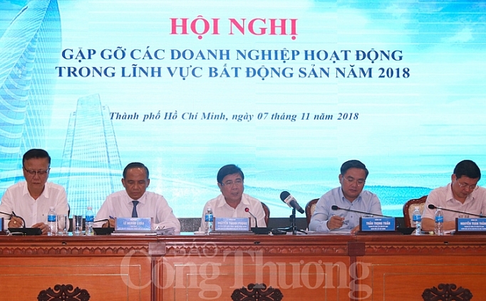 tp ho chi minh thao go kho khan cho doanh nghiep bat dong san