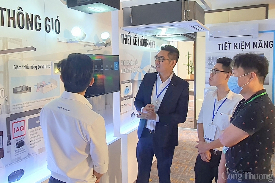 Các chuyên gia, nhà khoa học bàn giải pháp nâng cao chất lượng không khí nhà ở trong đô thị