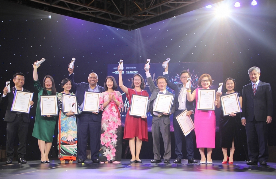 Vietnam HR Awards 2020 - Vinh danh các doanh nghiệp có chính sách nhân sự ứng biến xuất sắc