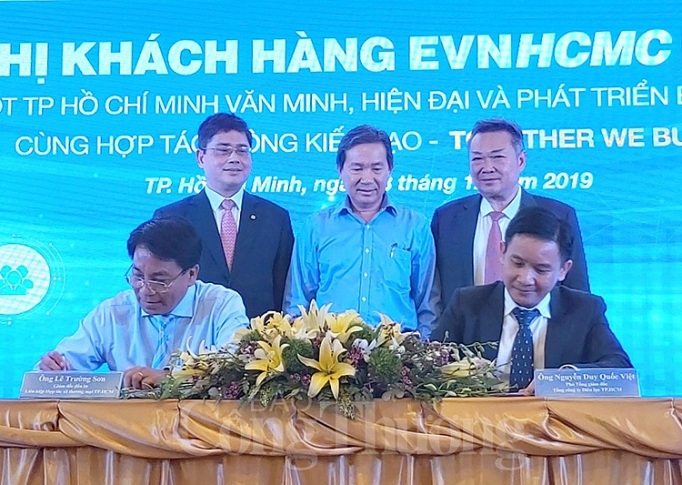 EVNHCMC: Đẩy mạnh ứng dụng công nghệ nâng chất lượng cung cấp điện evnhcmc day manh ung dung cong nghe nang chat luong cung cap dien