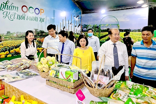 Đồng Tháp trao chứng nhận xếp hạng cho 99 sản phẩm OCOP năm 2020
