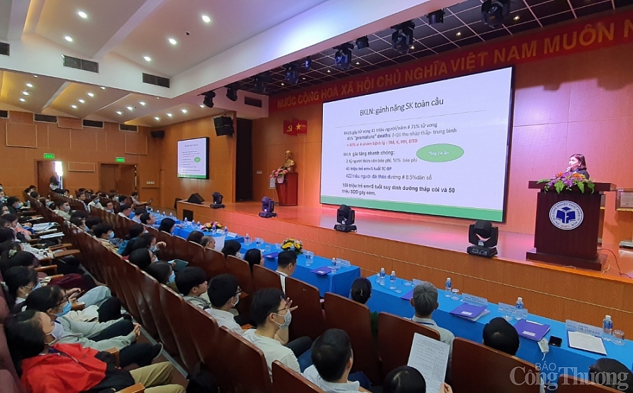 Bàn giải pháp về đảm bảo an toàn thực phẩm và an ninh lương thực