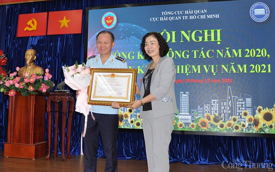 Năm 2020: Hải quan TP. Hồ Chí Minh thu ngân sách đạt hơn 106 nghìn tỷ đồng