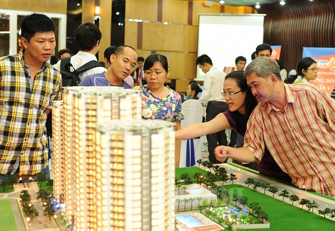 Dòng tiền chảy mạnh vào bất động sản TP. Hồ Chí Minh dong tien chay manh vao bat dong san tp ho chi minh