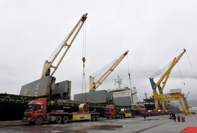 Tập đoàn Hoa Sen tăng tốc xuất khẩu vào thị trường Mỹ tap doan hoa sen tang toc xuat khau vao thi truong my