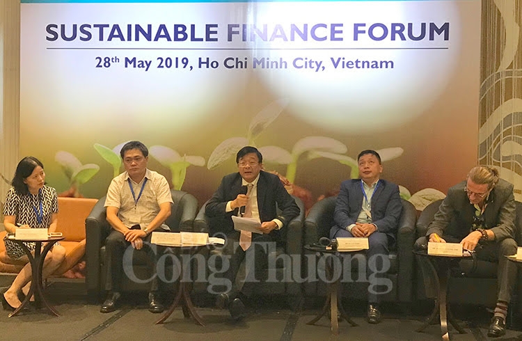 Chung tay đầu tư cho tăng trưởng xanh chung tay dau tu cho tang truong xanh