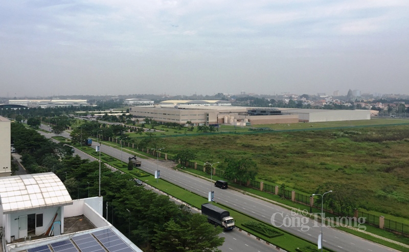 2711 bat dong san kcn