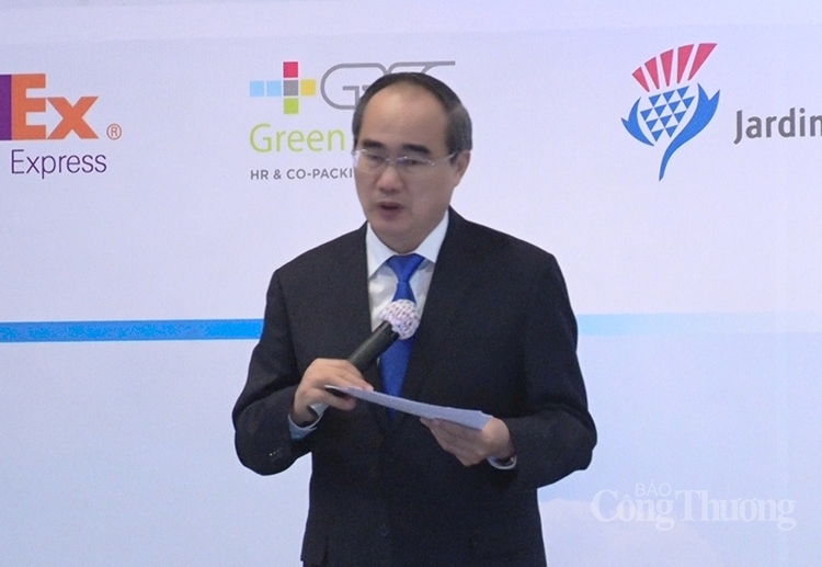 undefined 2319-ong-nhan