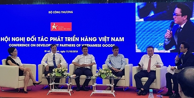 mo ra khong gian ket noi phat trien thi truong va nang cao kha nang canh tranh cho hang viet