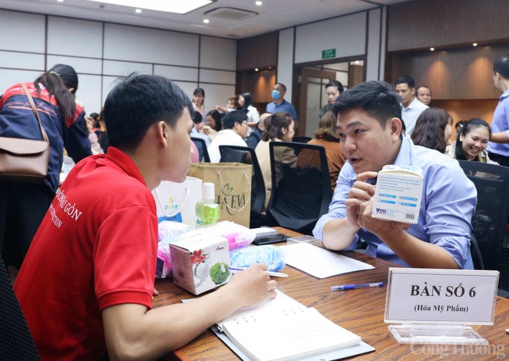 1223-hang-viet-vao-tt-thai-lan