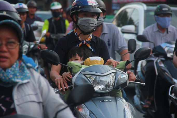 tpho chi minh nguoi xe day dac trong nhung ngay giap tet