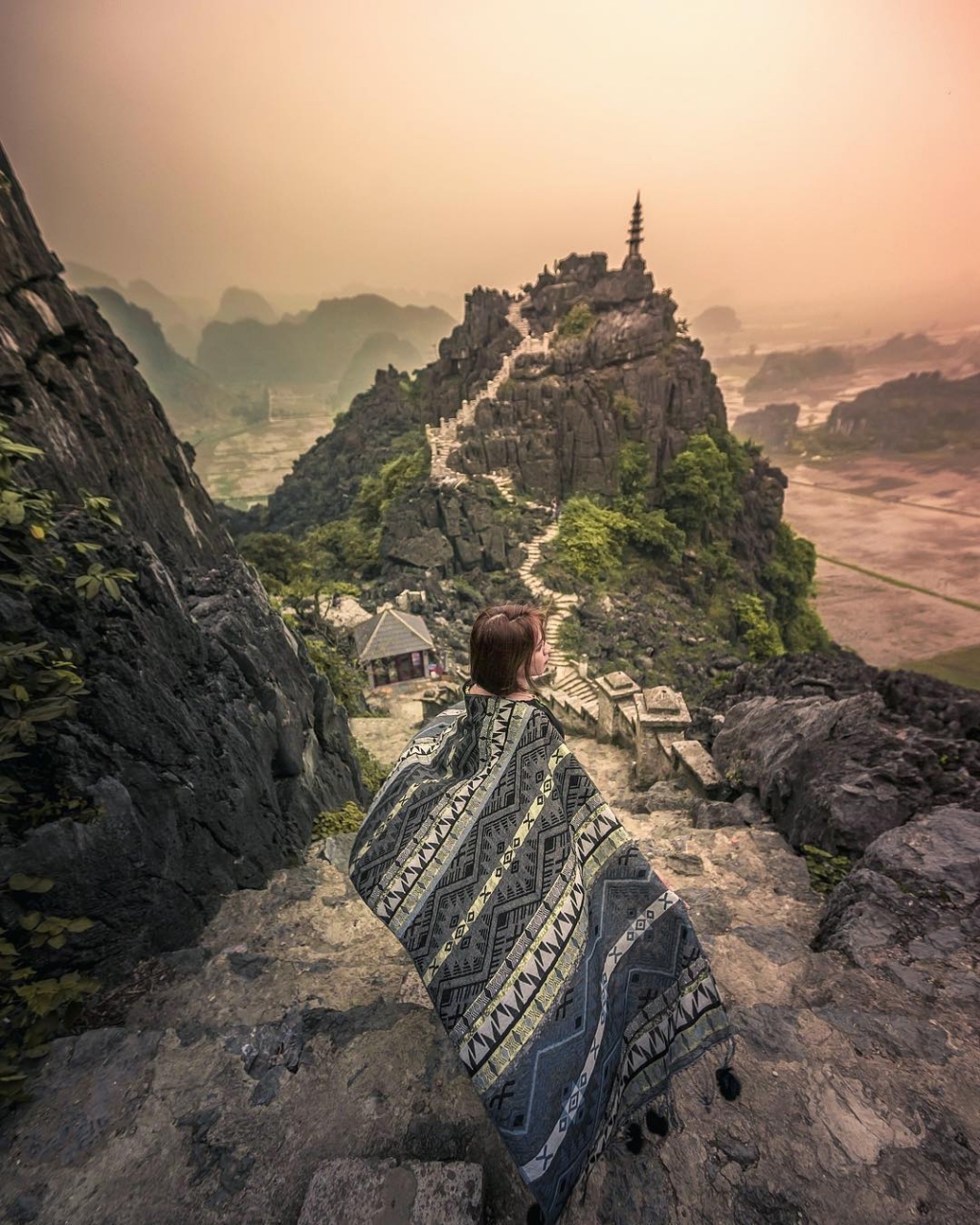 kham pha van ly truong thanh phien ban viet