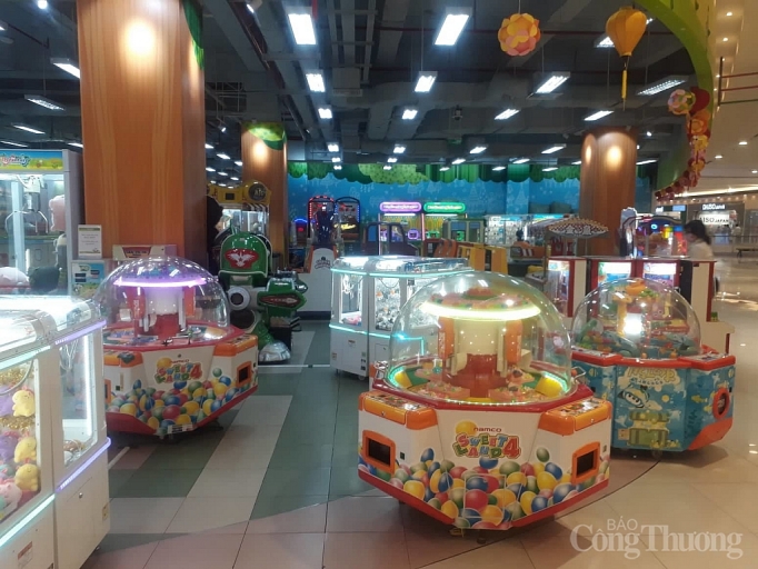 nhieu diem vui choi mua sam o sai gon vang ve vi dich corona