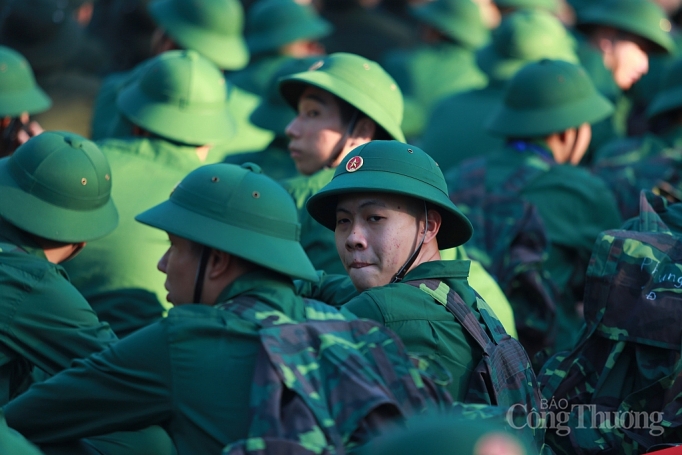 tpho chi minh hon 4000 thanh nien len duong nhap ngu