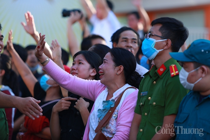 tpho chi minh hon 4000 thanh nien len duong nhap ngu