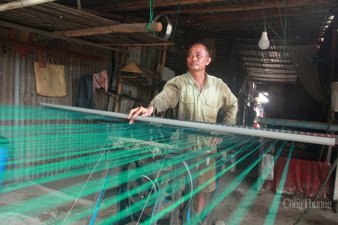 kham phap xom keo day o sai gon