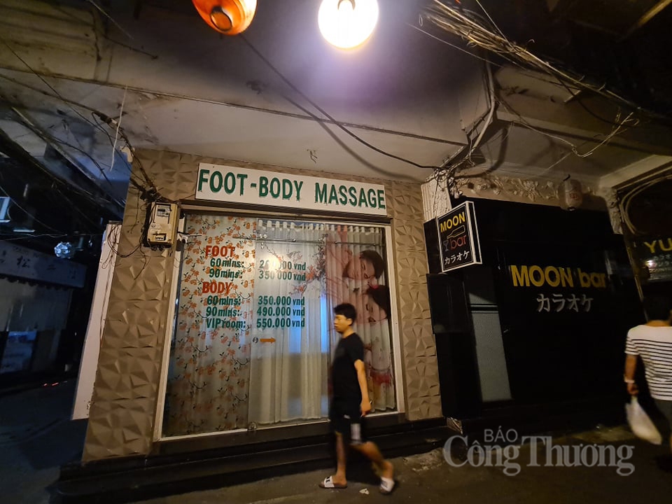 tpho chi minh cac diem massage quan bar vang khach chu quan keu troi