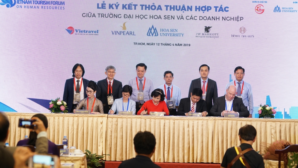 Cần một chiến lược cho nguồn nhân lực du lịch doanh nghiep hien ke phat trien nguon nhan luc du lich