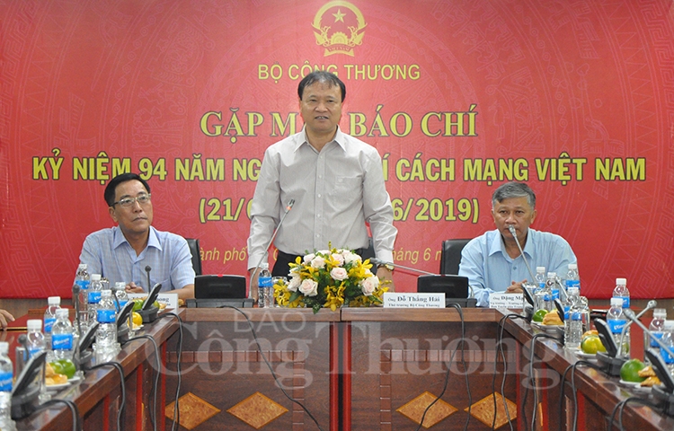 bao chi khu vuc phia nam tiep tuc dong hanh cung nganh cong thuong