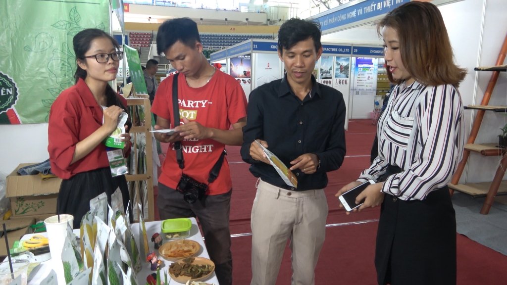 Đặc sản vùng miền “đổ bộ” về TP. Hồ Chí Minh dac san vung mien do bo ve tp ho chi minh