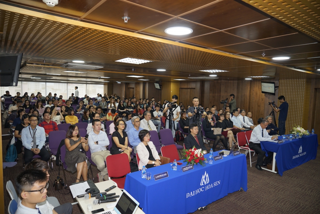 phat trien nhan luc nganh tai chinh ngan hang trong ky nguyen 40